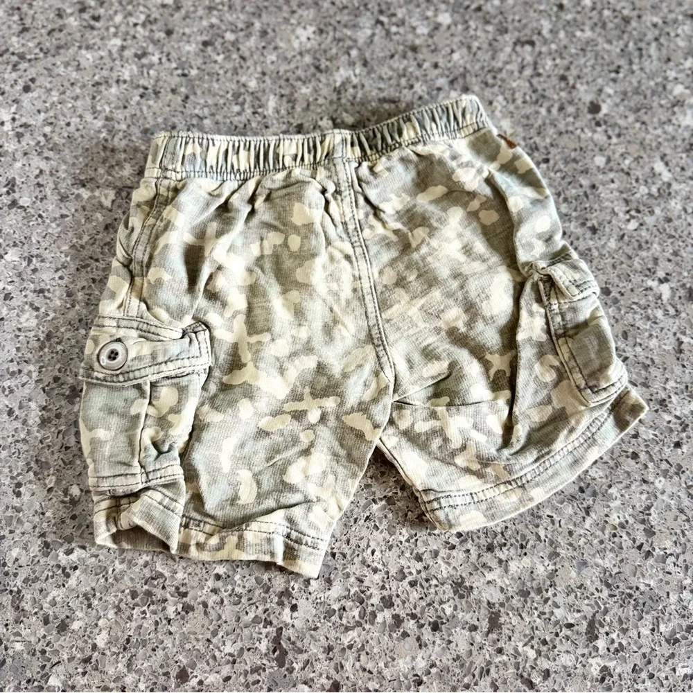 TEA l Kids Camouflage Cargo Shorts l Size: 3T